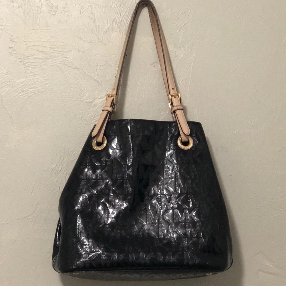 MIchael Kors: Monopatent Signature – Medium' Tote